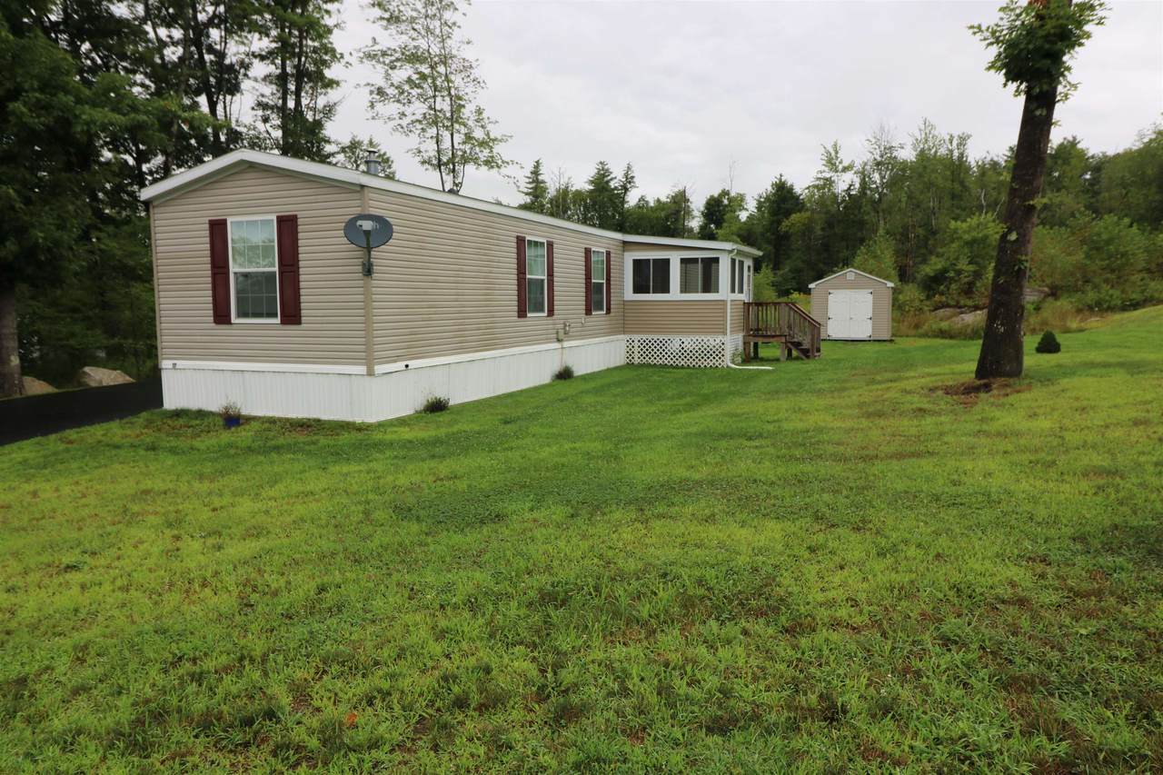 17 Colonial Drive - Photo 1