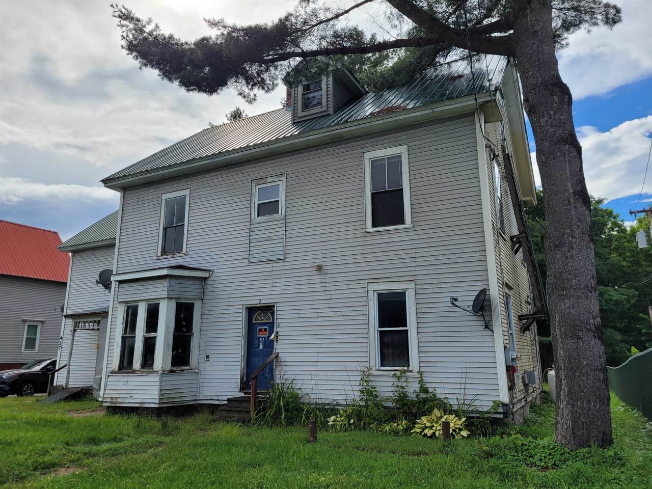 427 Main Street - Photo 1