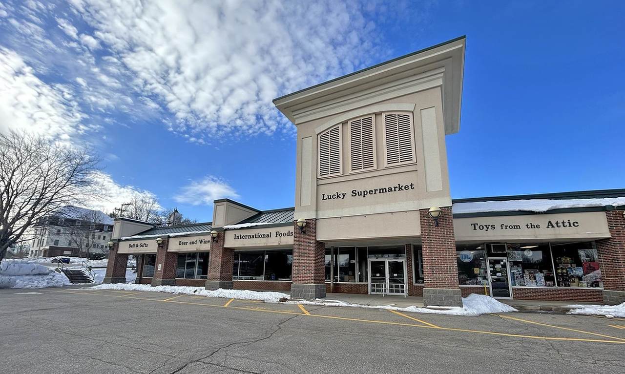 1 Somersworth Plaza - Photo 1