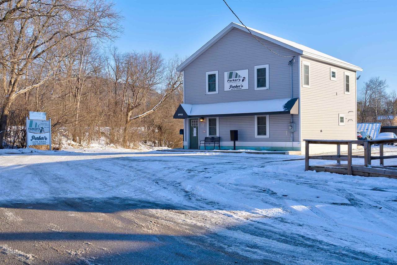 18 Chaplin Avenue - Photo 1