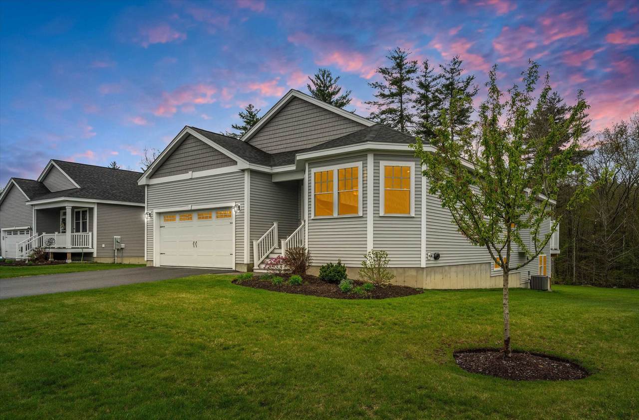 28 Blackstone Drive - Photo 1