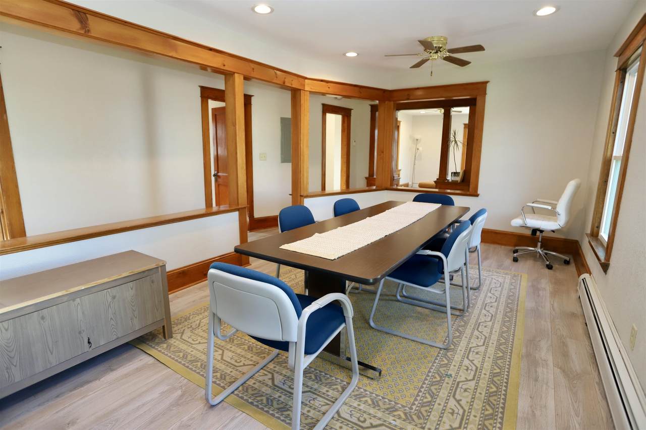 401 East Main Street - Photo 1
