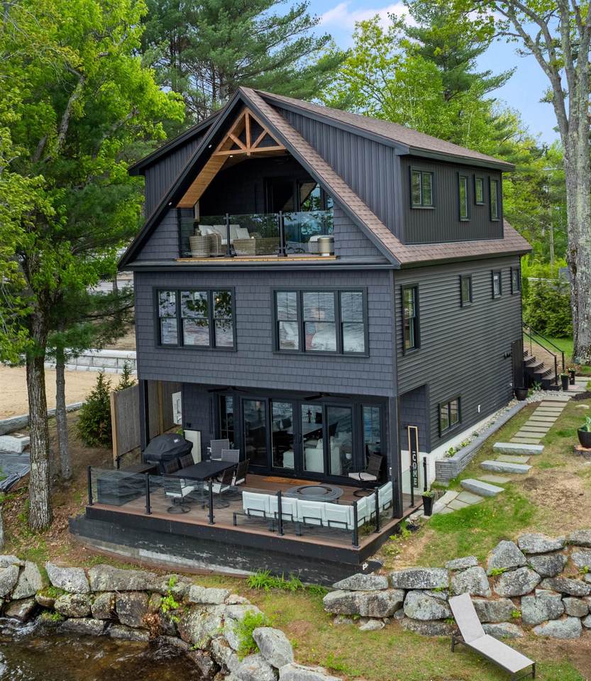 602 Endicott Street - Photo 1