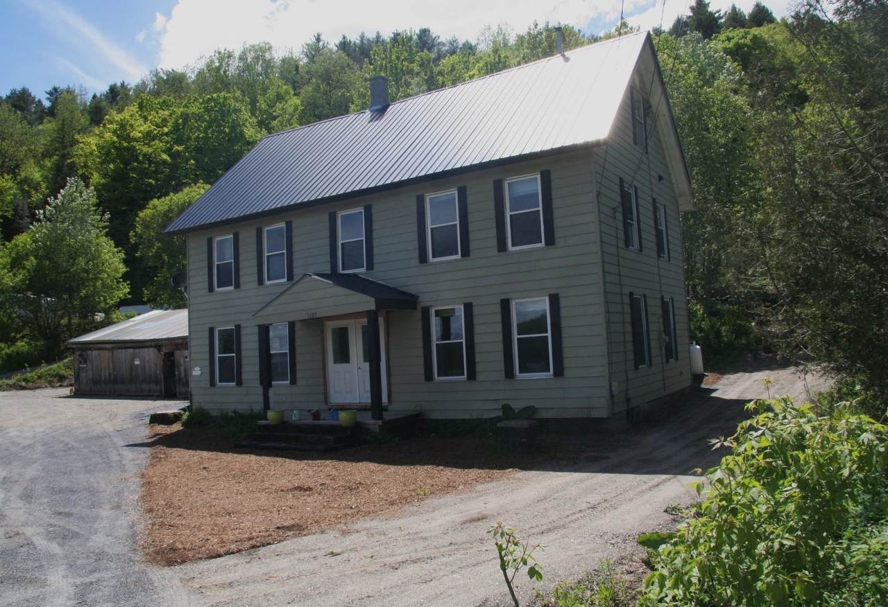 1083 Back Center Road - Photo 1