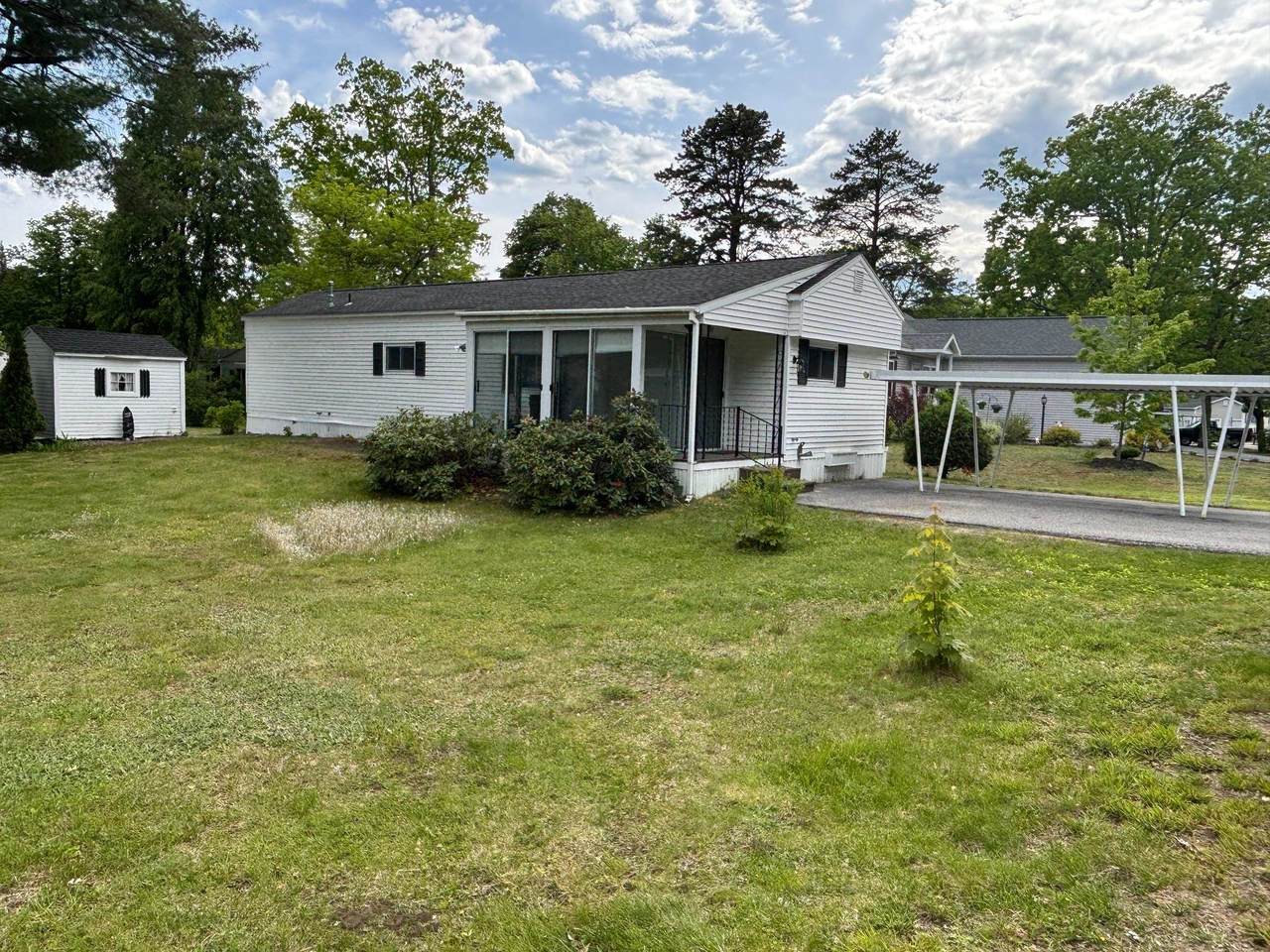 21 Greenwich Trail - Photo 1
