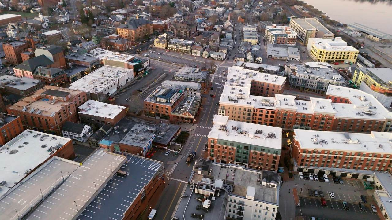 172 Hanover Street - Photo 1