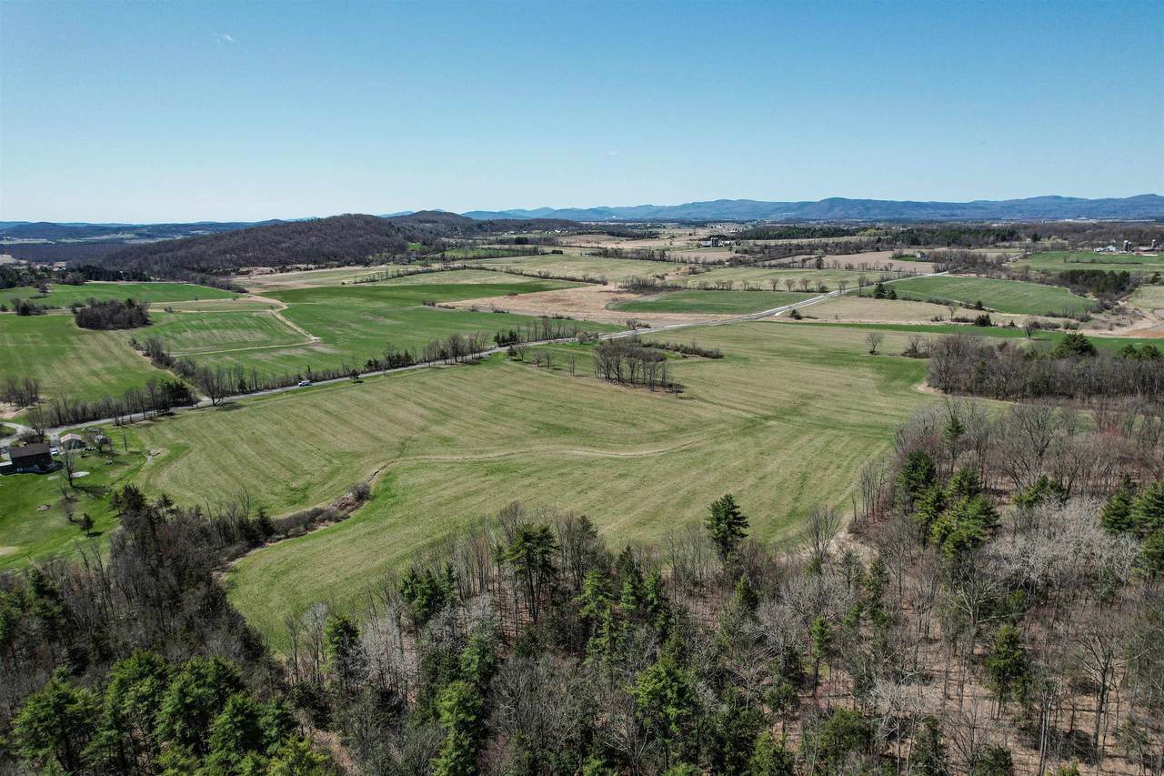 1705 Market Road - Photo 1
