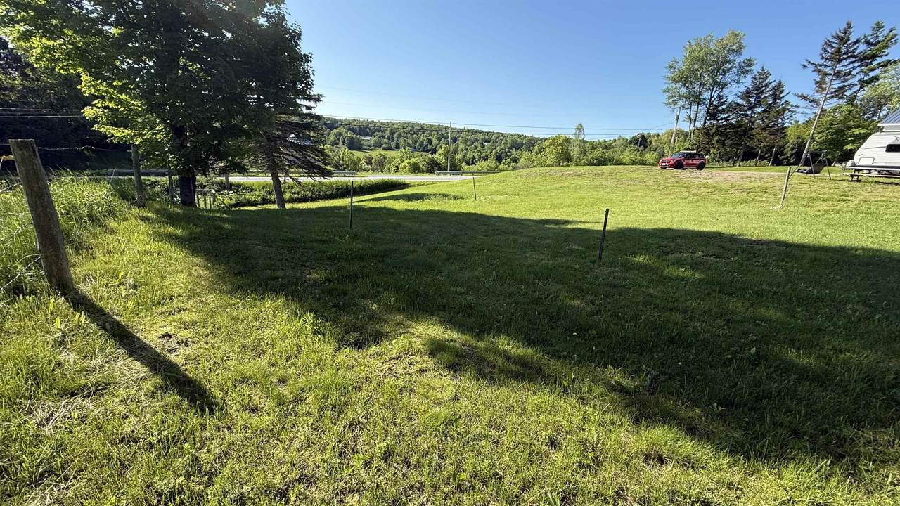 1375 Main Street North - Photo 1