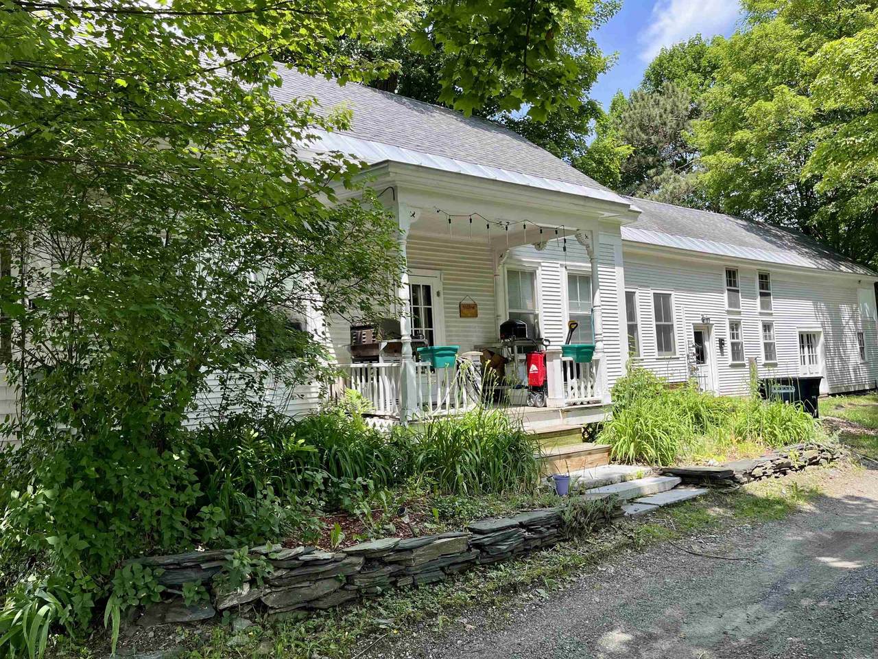 142 Vine Street - Photo 1