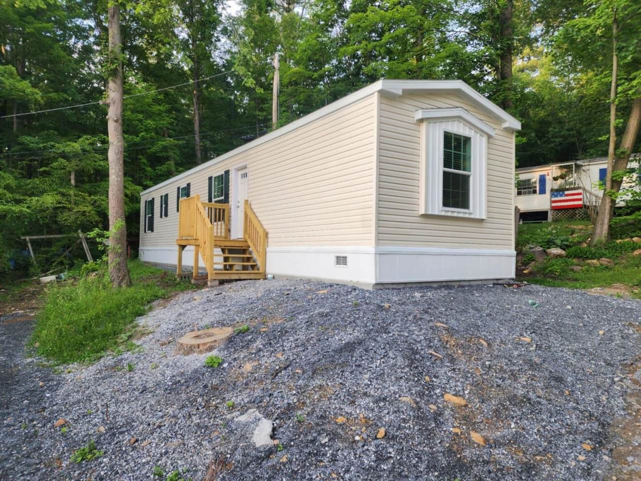 29 Dustin Drive - Photo 1