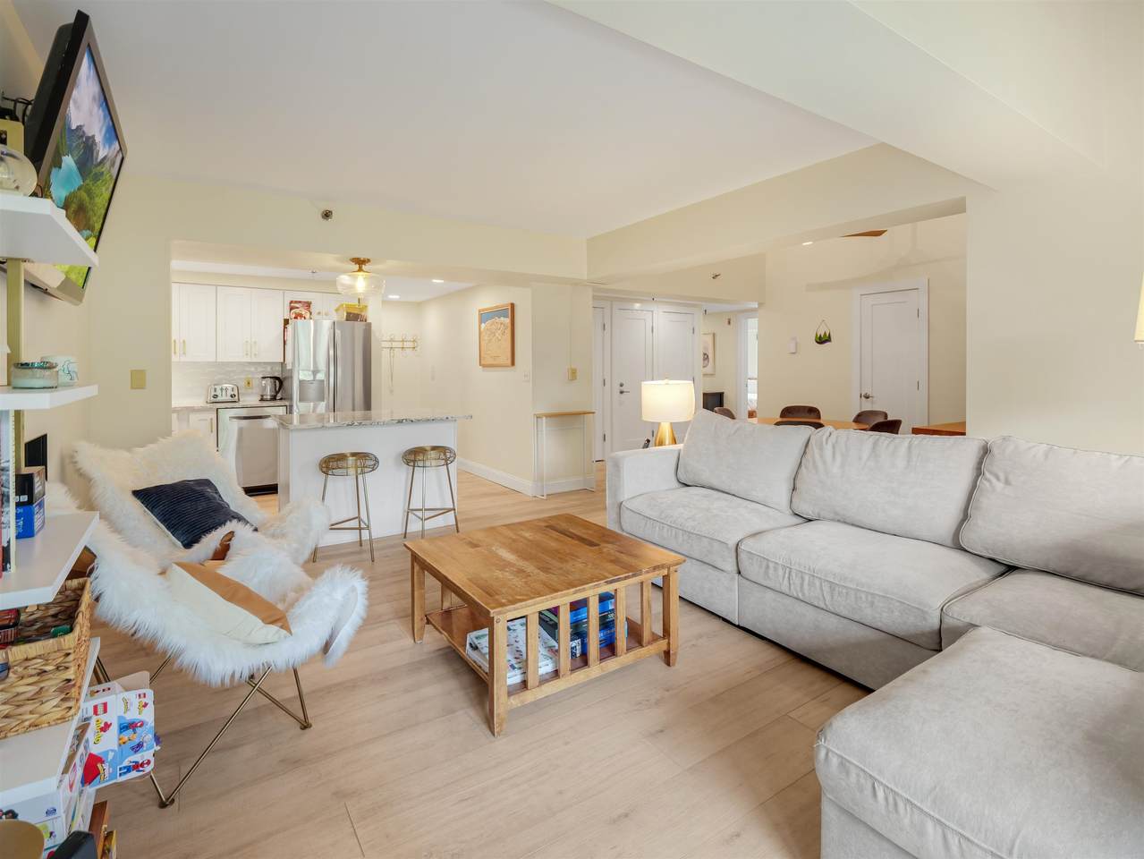 137 East Mountain Road - Photo 1