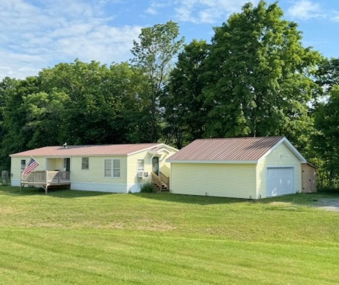 10424 Vt Rte 25 - Photo 1