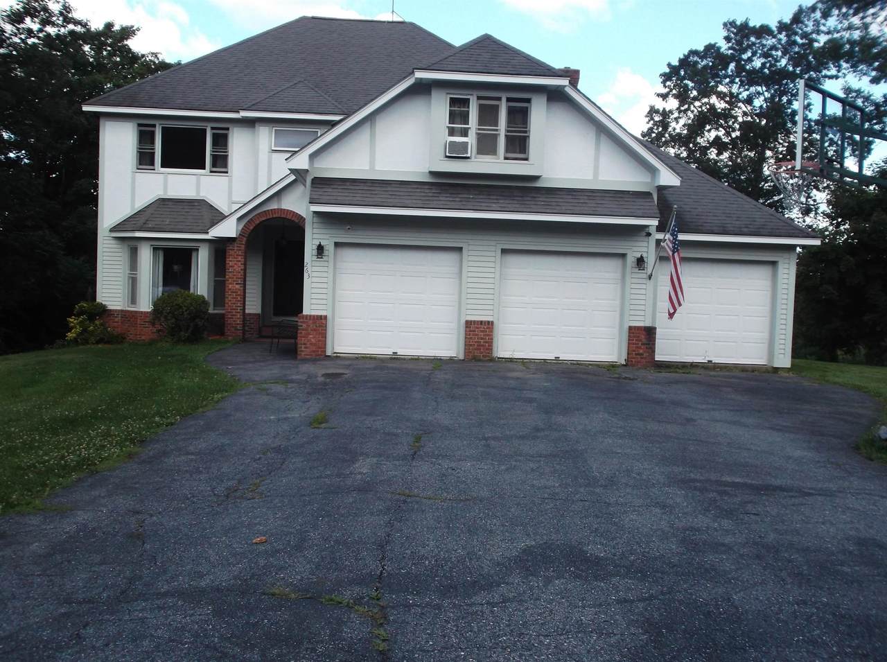 236 Highland Drive - Photo 1
