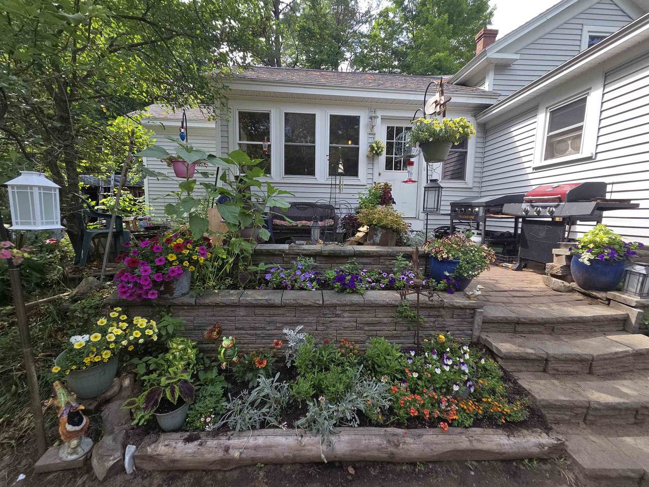 15 Canterbury Road - Photo 1