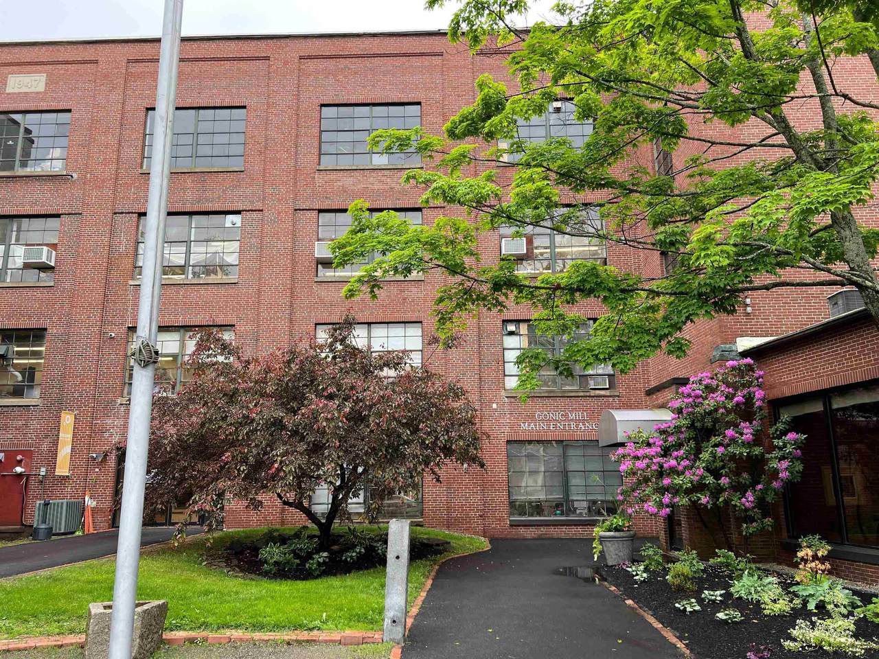 73 Pickering Road - Photo 1