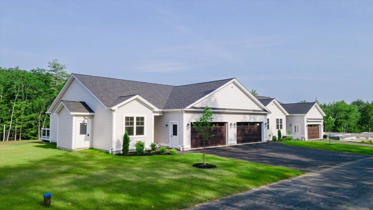 43 Willow Lane - Photo 1