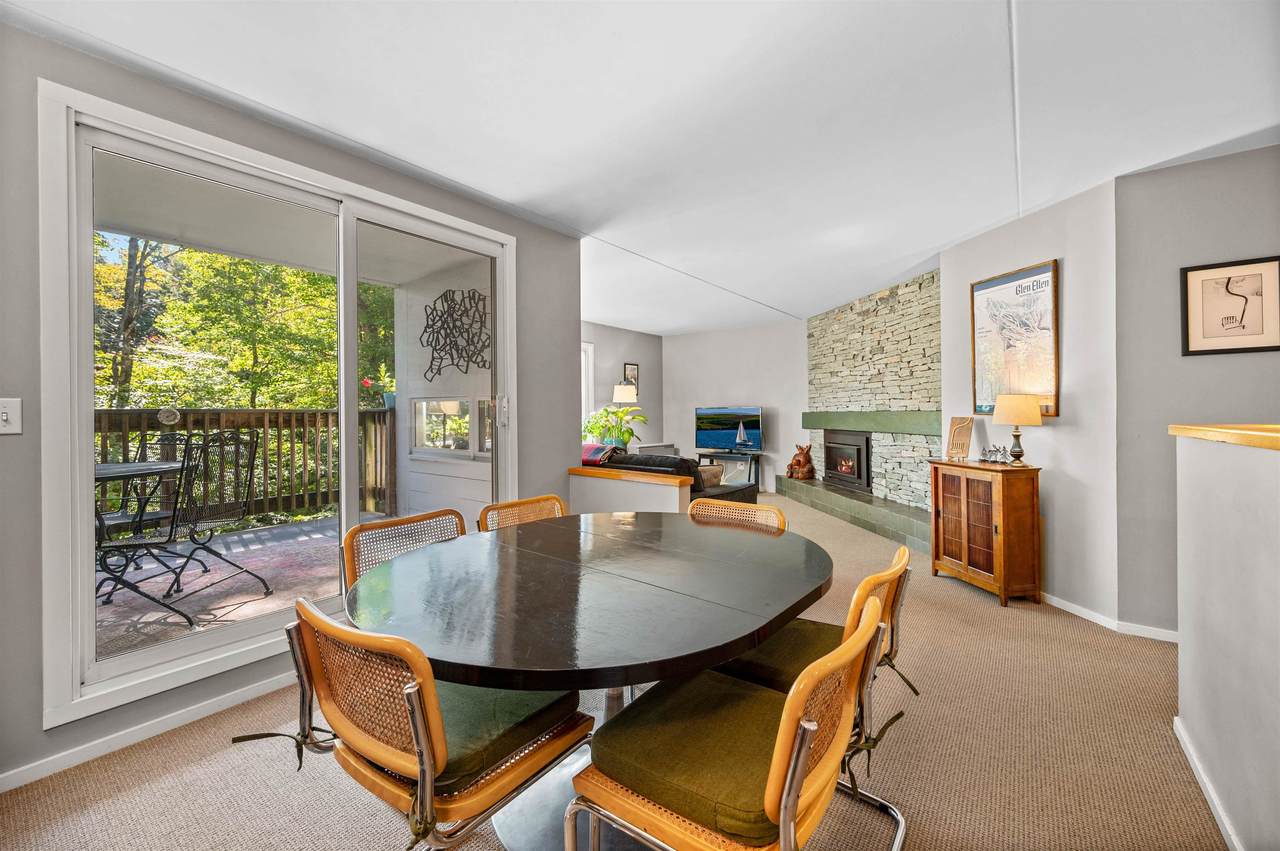 202 Bridges Circle - Photo 1