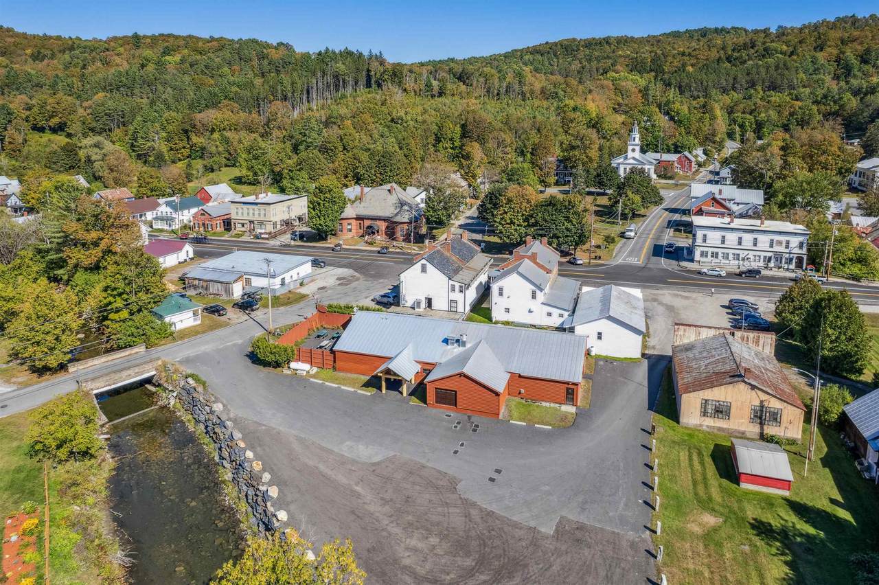 1 Maple Avenue - Photo 1