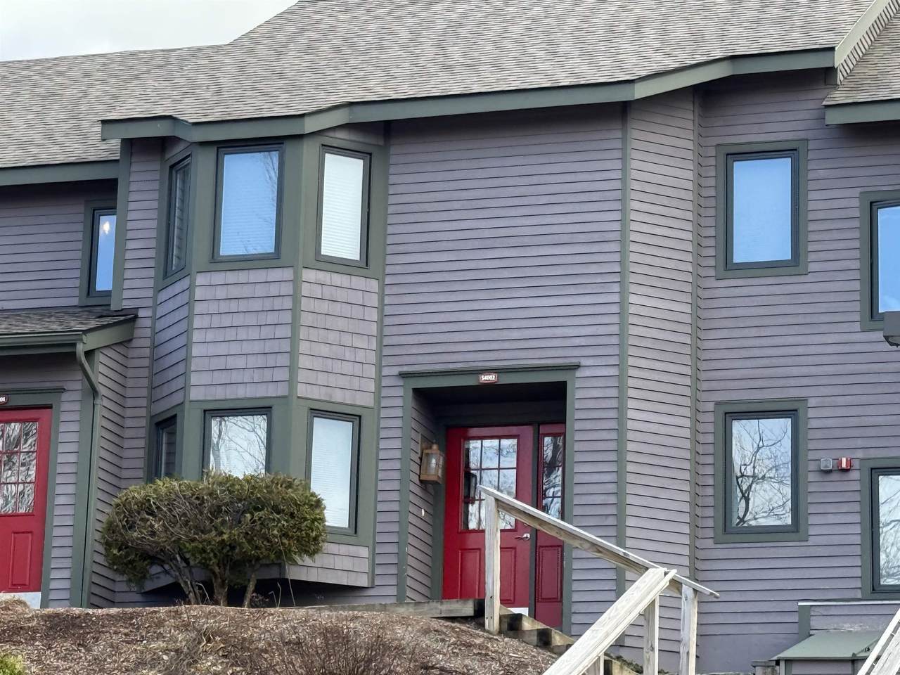 334 Slopeside Road - Photo 1