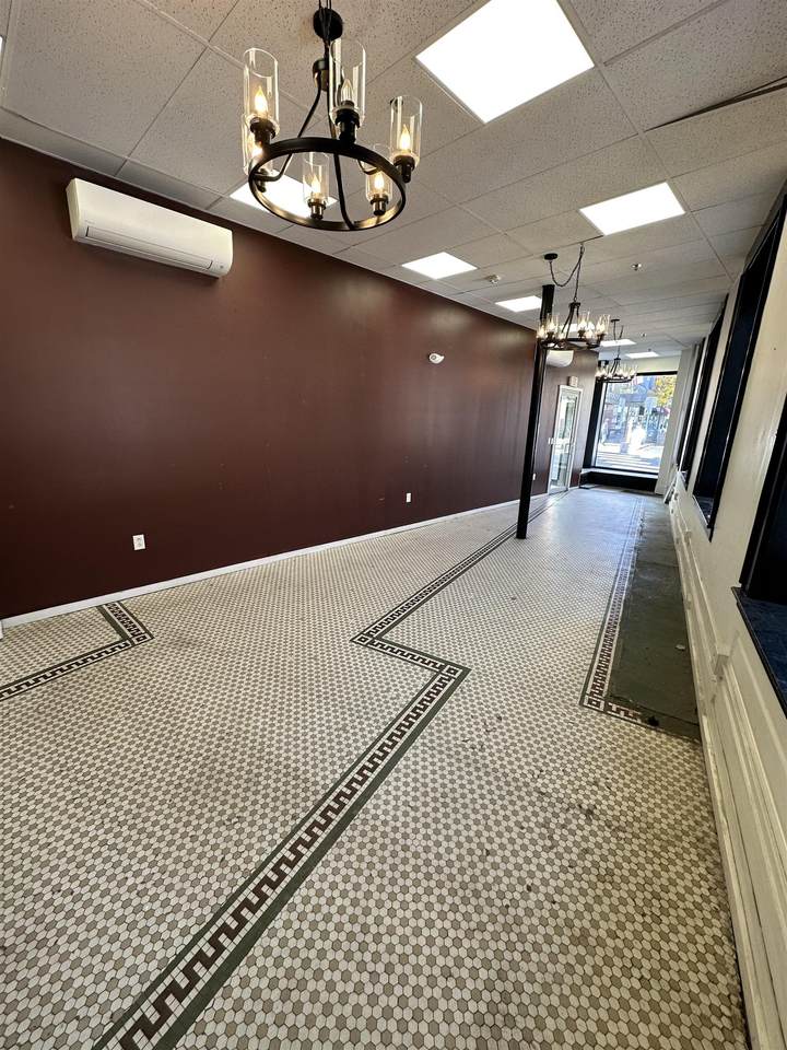 2 Elliot Street - Photo 1