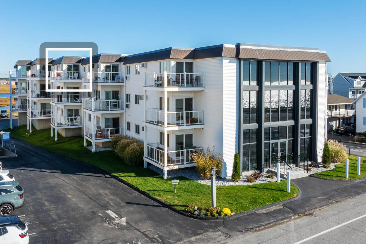 493 Ocean Boulevard - Photo 1