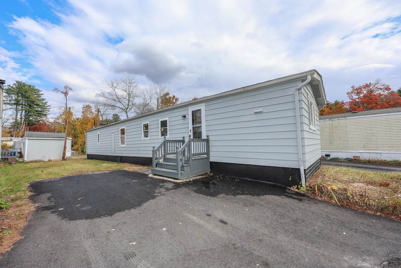 11 Bradford Drive - Photo 1