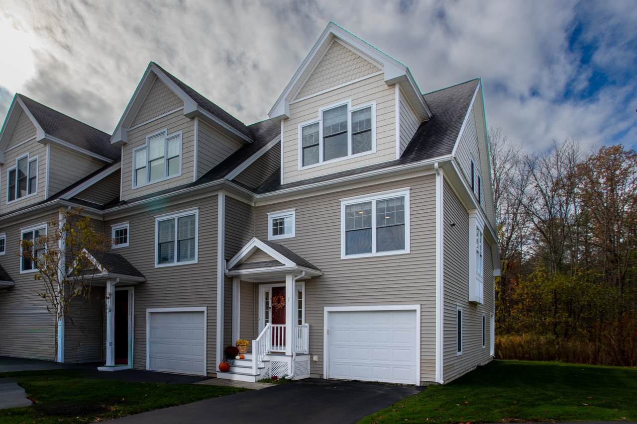 131 Court Street - Photo 1