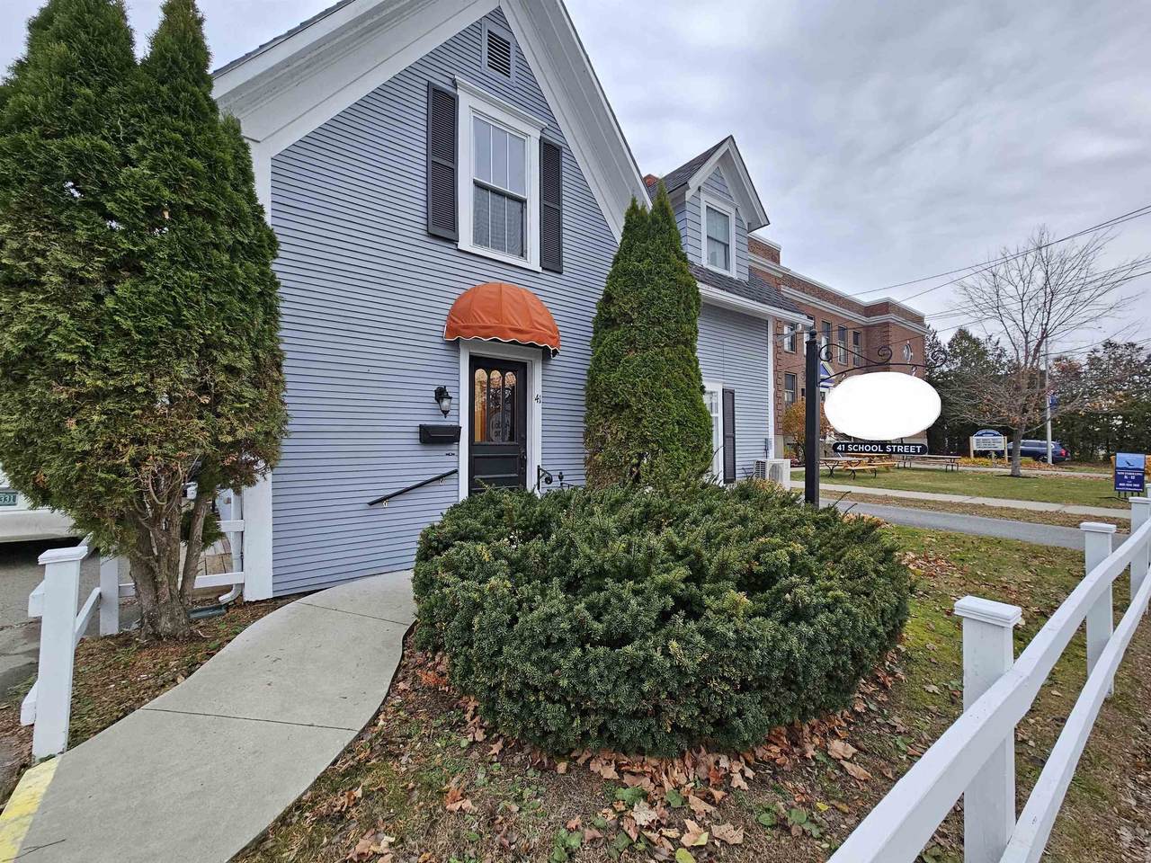 41 School Street - Photo 1
