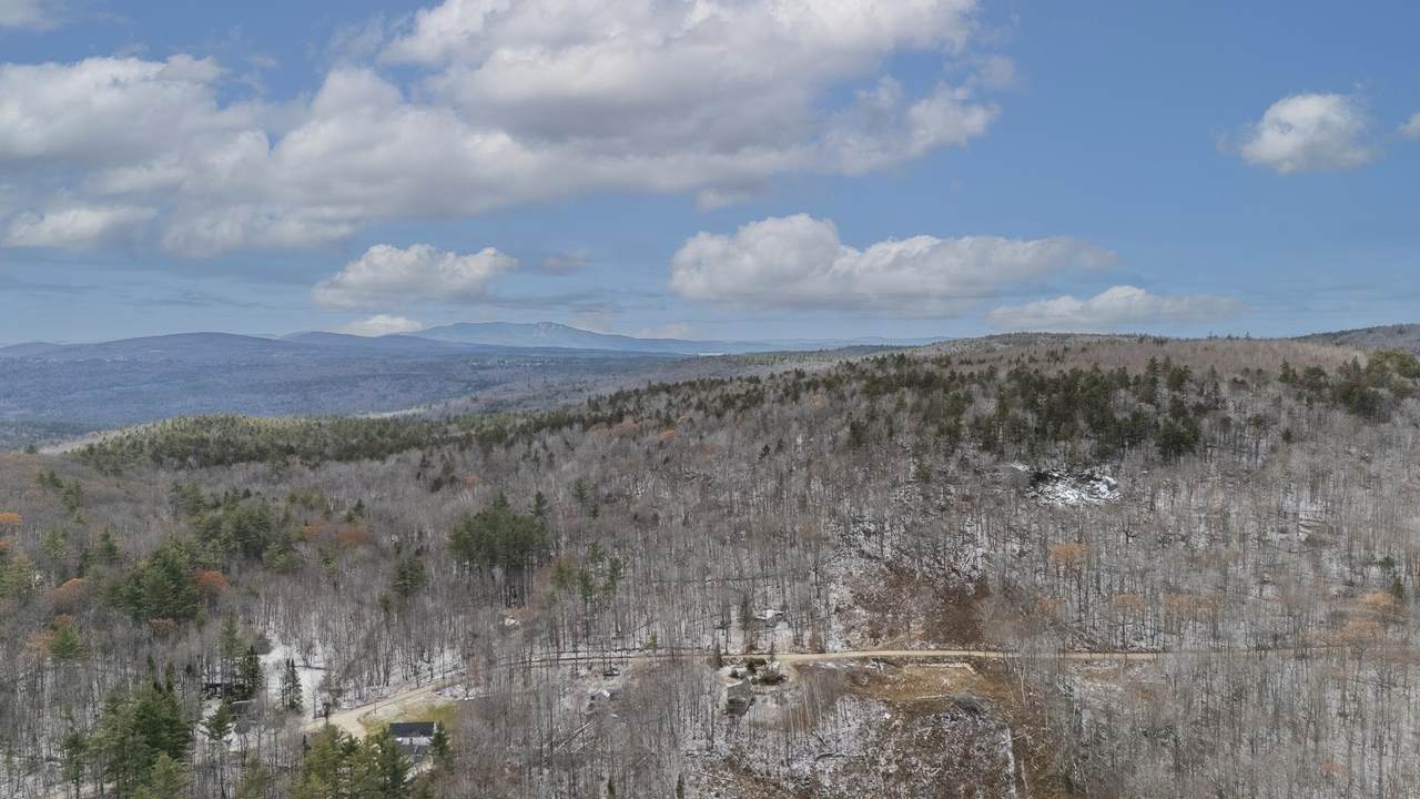 163 Quaker Path - Photo 1