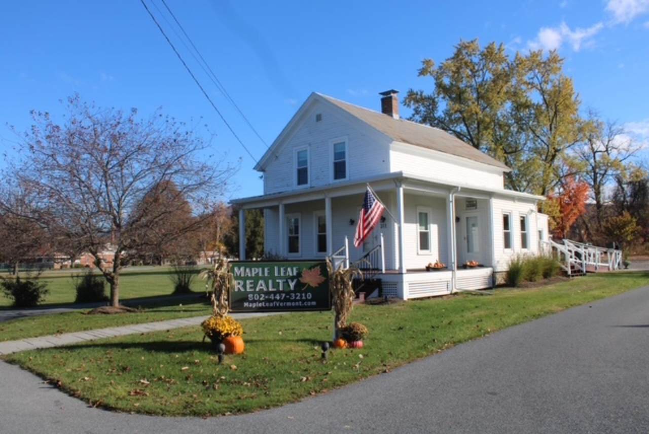 311 North Street - Photo 1