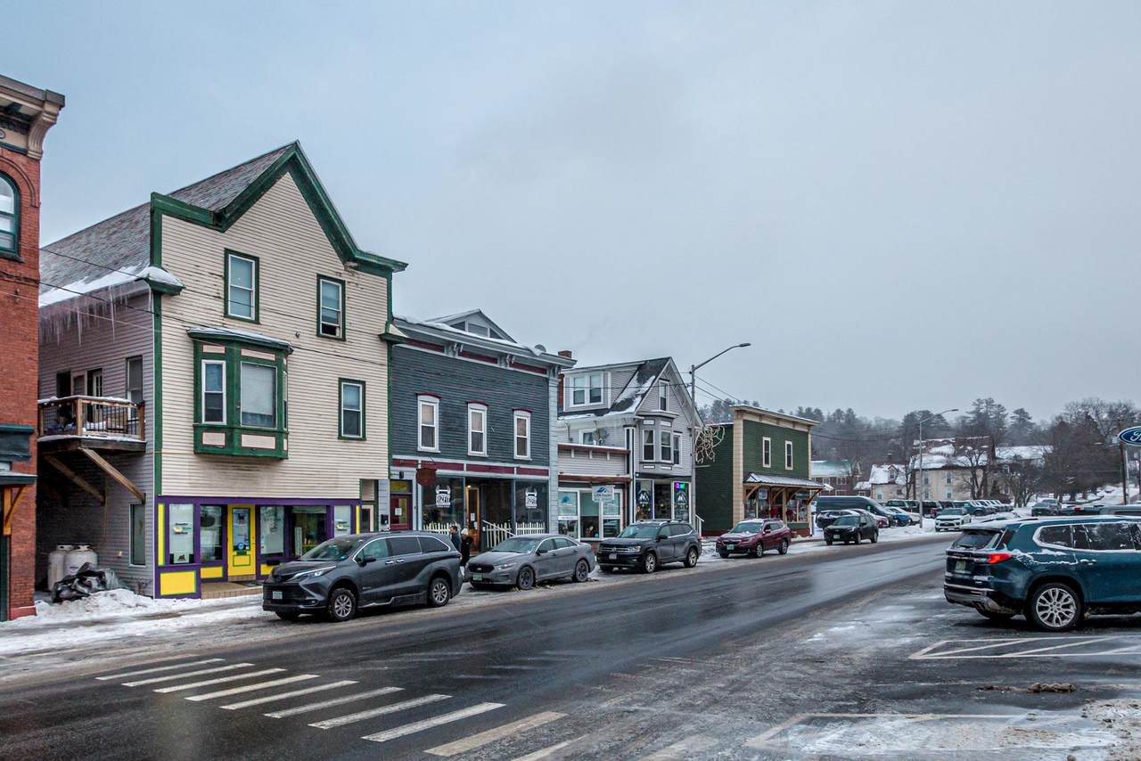 12 Middle Street - Photo 1