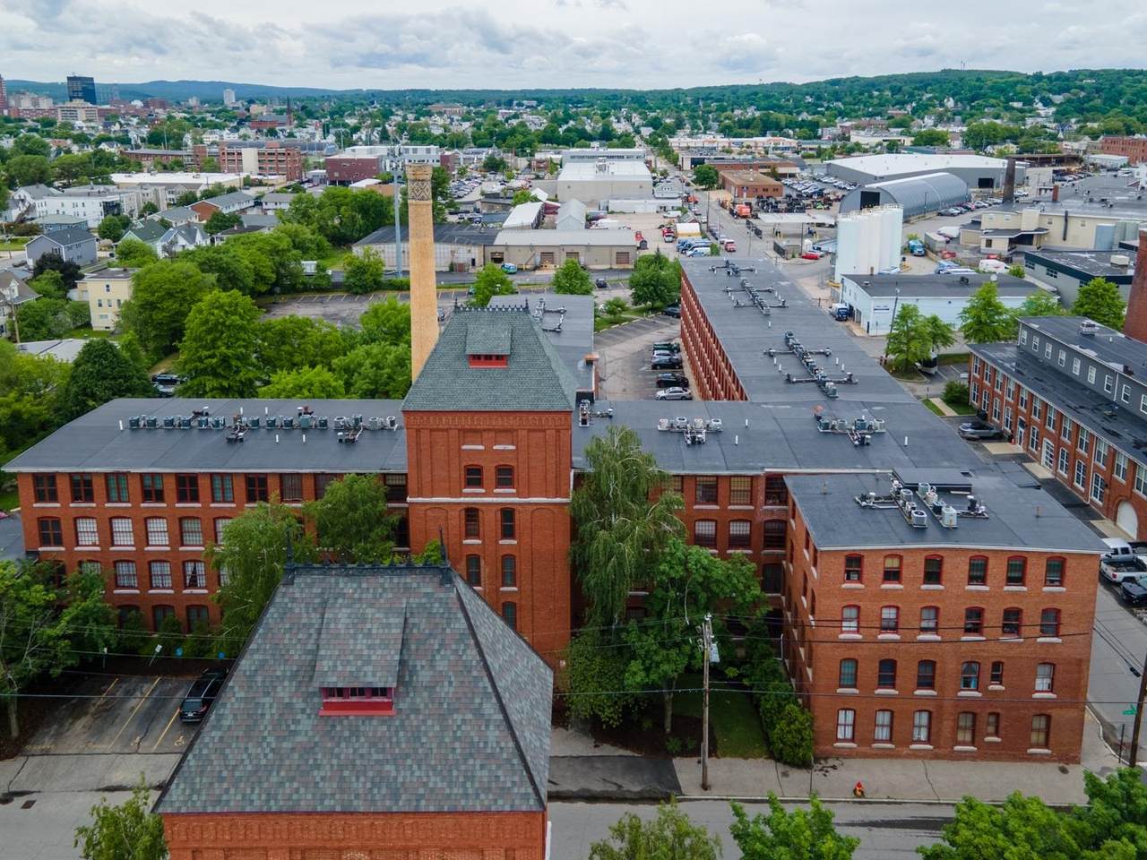 470 Silver Street - Photo 1