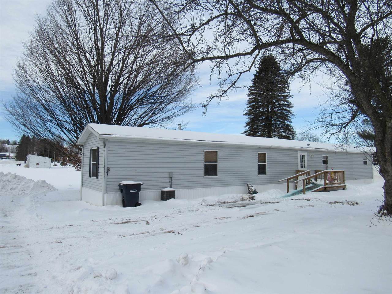 2477 Us Route 5 - Photo 1