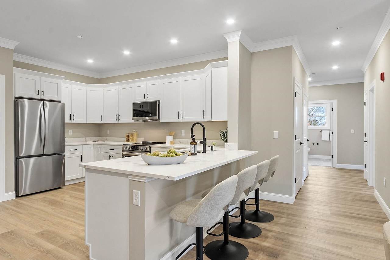 10100 S Willow Street - Photo 1