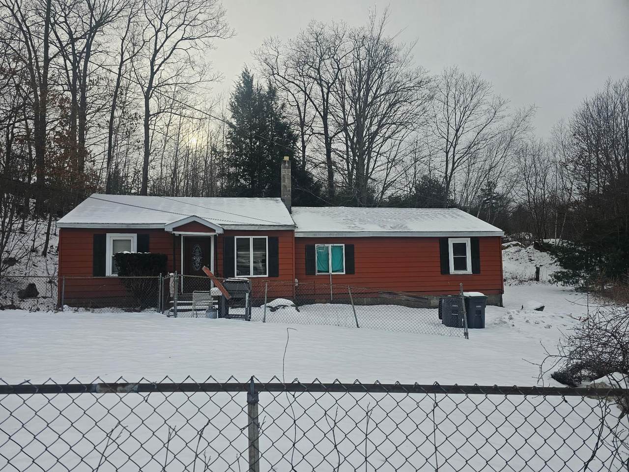 192 Londonderry Turnpike - Photo 1