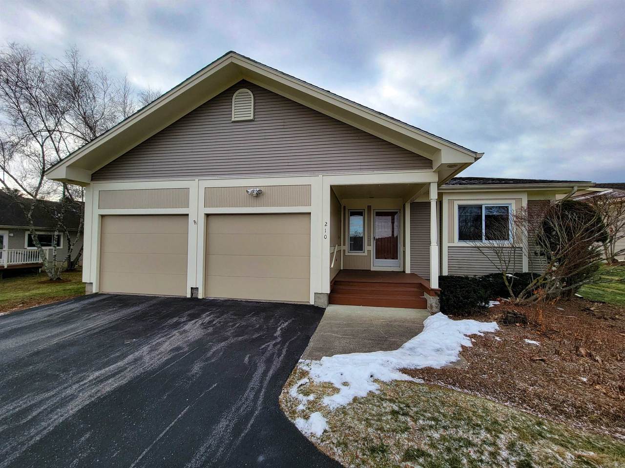 210 Meadowrun Road - Photo 1