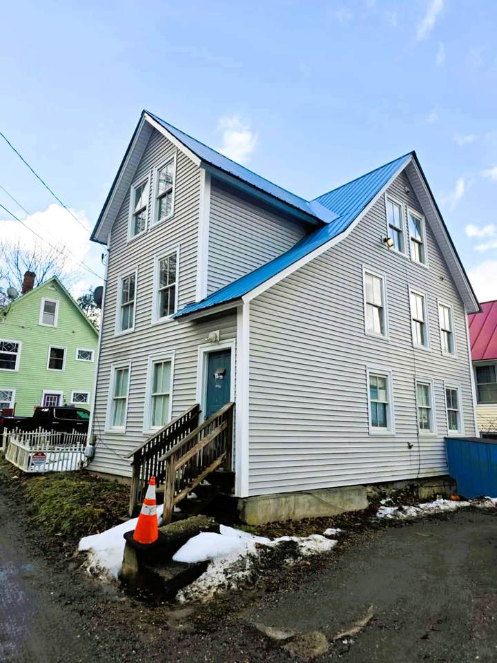 5 Reynolds Drive - Photo 1