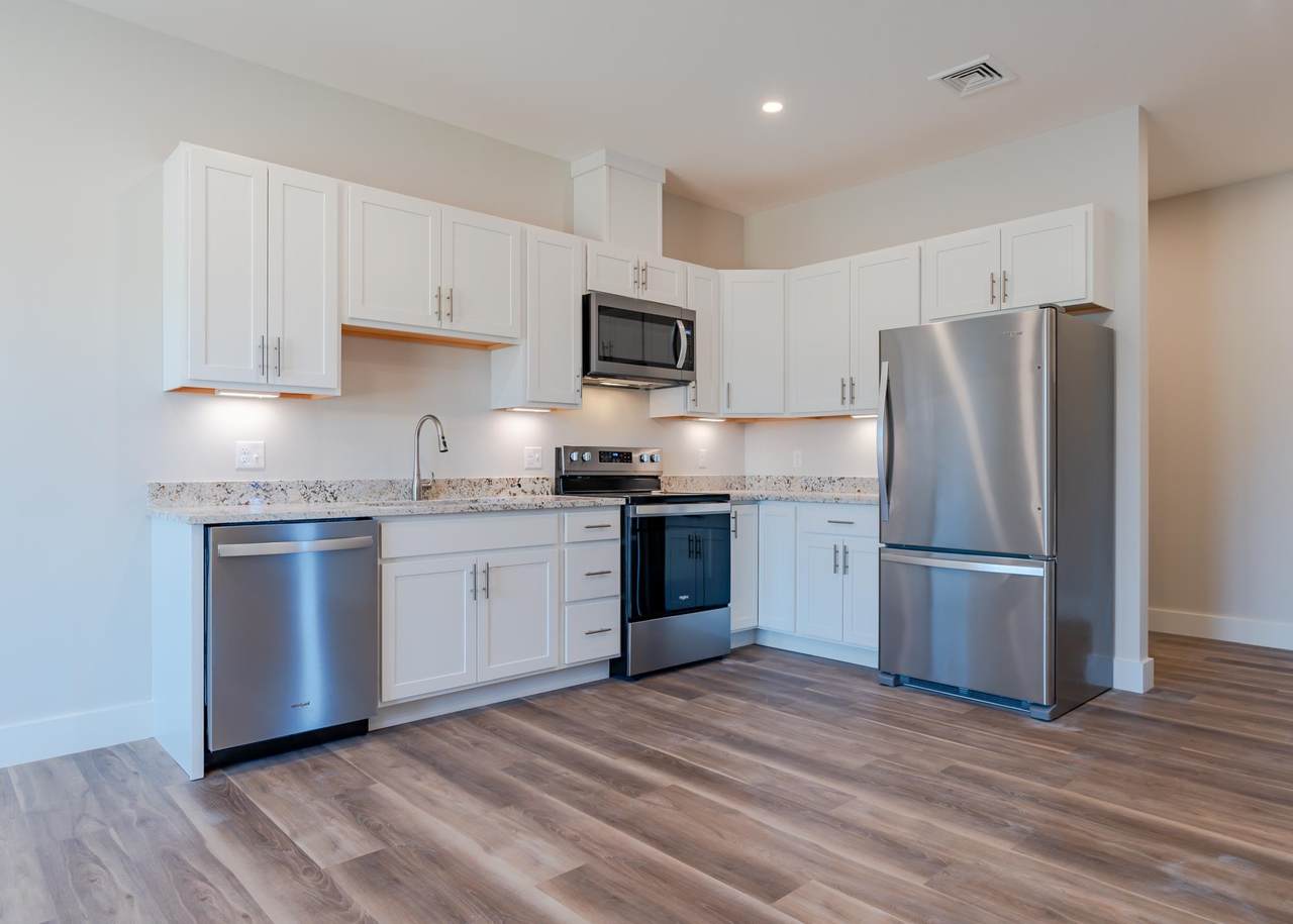 18 Sullivan Street - Photo 1