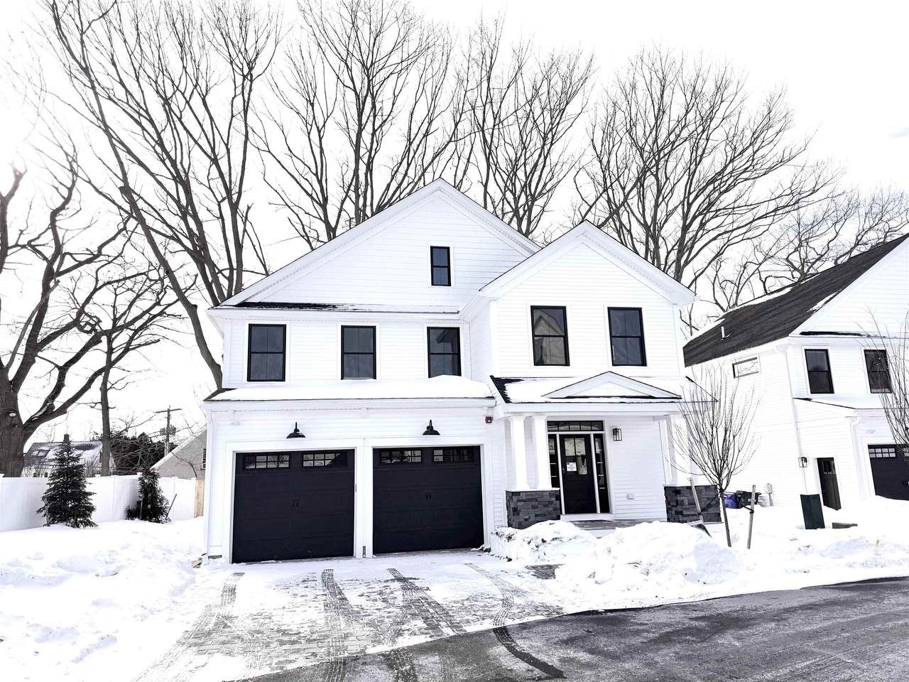 #5 Woodbury Reserve - Photo 1