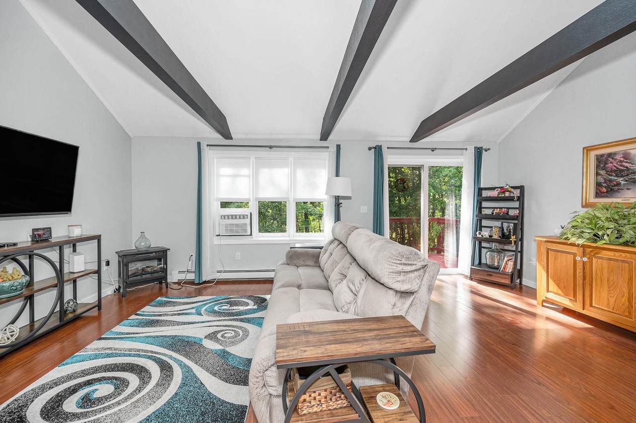 20 Chandler Drive - Photo 1