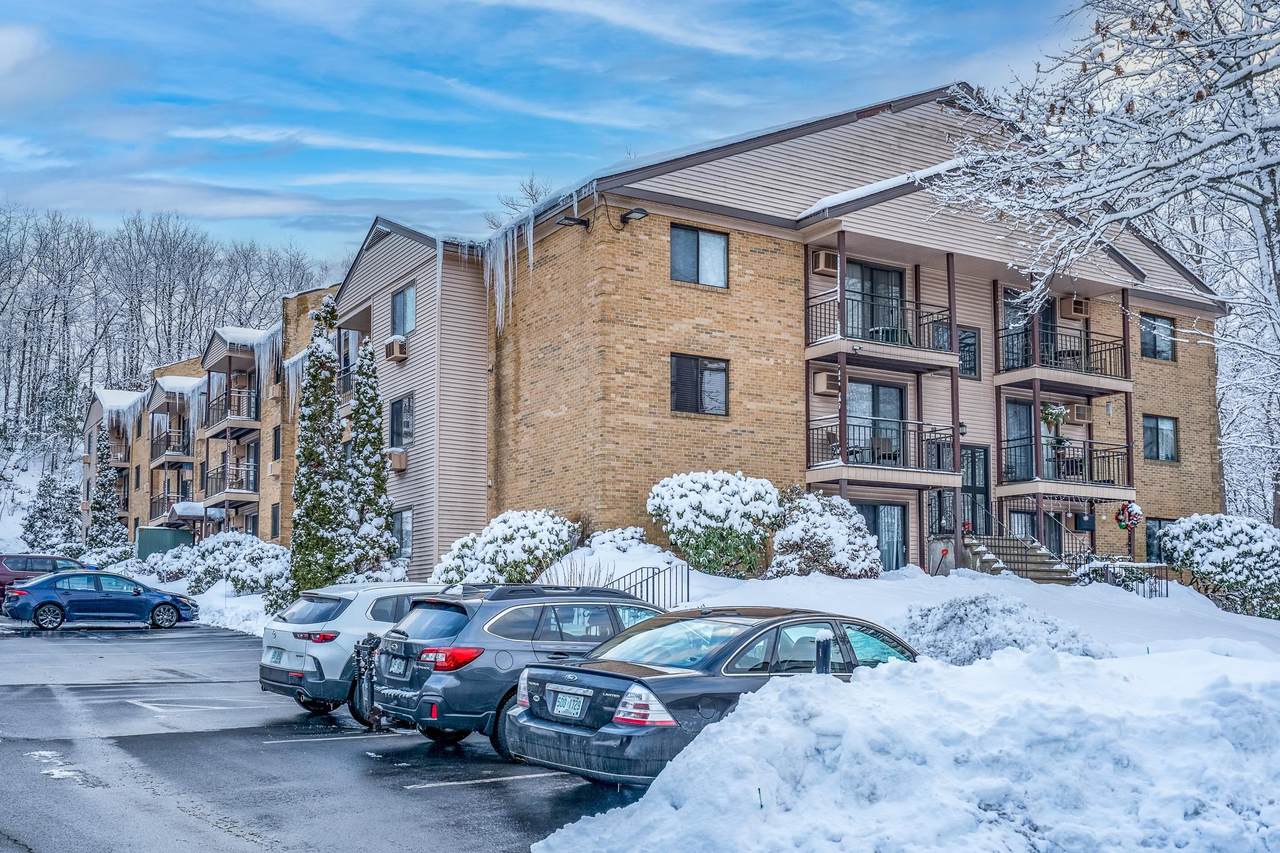 19 Country Club Drive - Photo 1