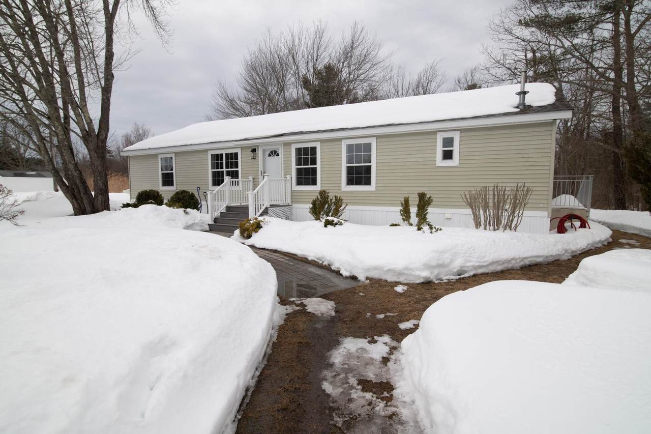 36 Seabreeze Drive - Photo 1