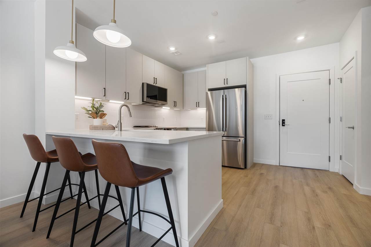 80 Constitution Avenue - Photo 1