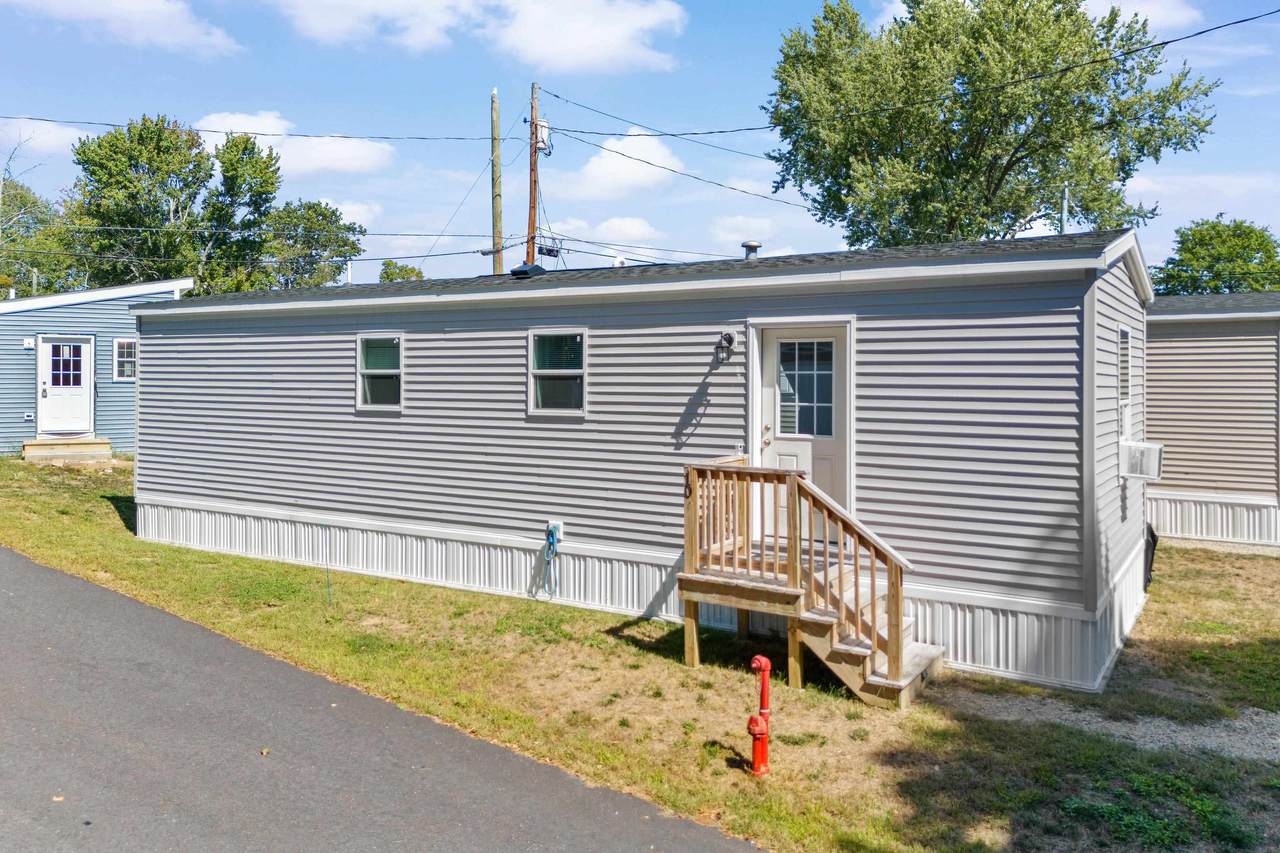1338 Woodbury Avenue - Photo 1