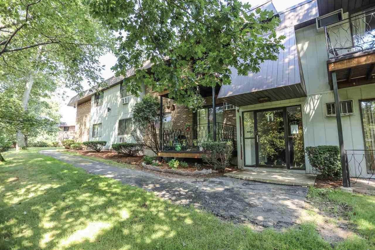 11 Strawberry Bank Road - Photo 1