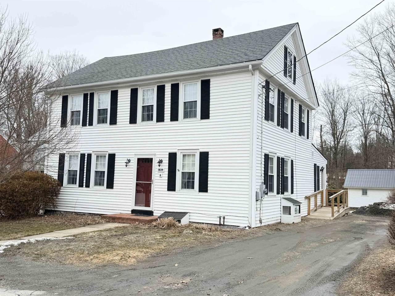 9 Rogers Street - Photo 1