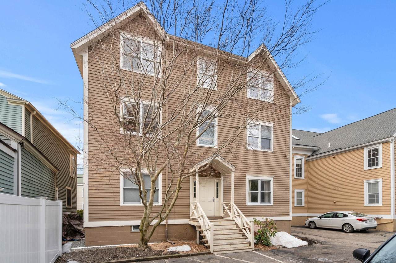 314 Islington Street - Photo 1