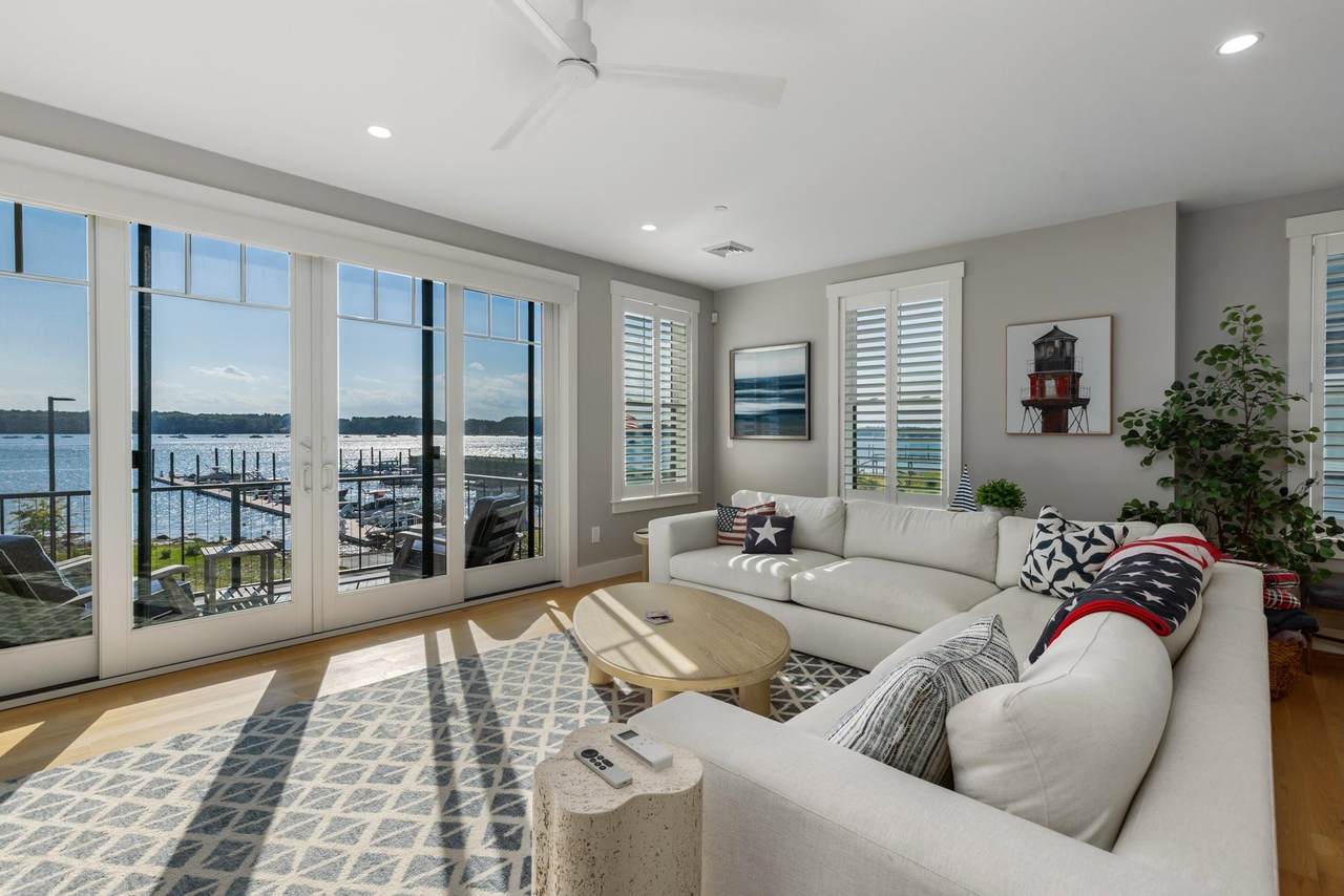 36 Little Bay Drive - Photo 1