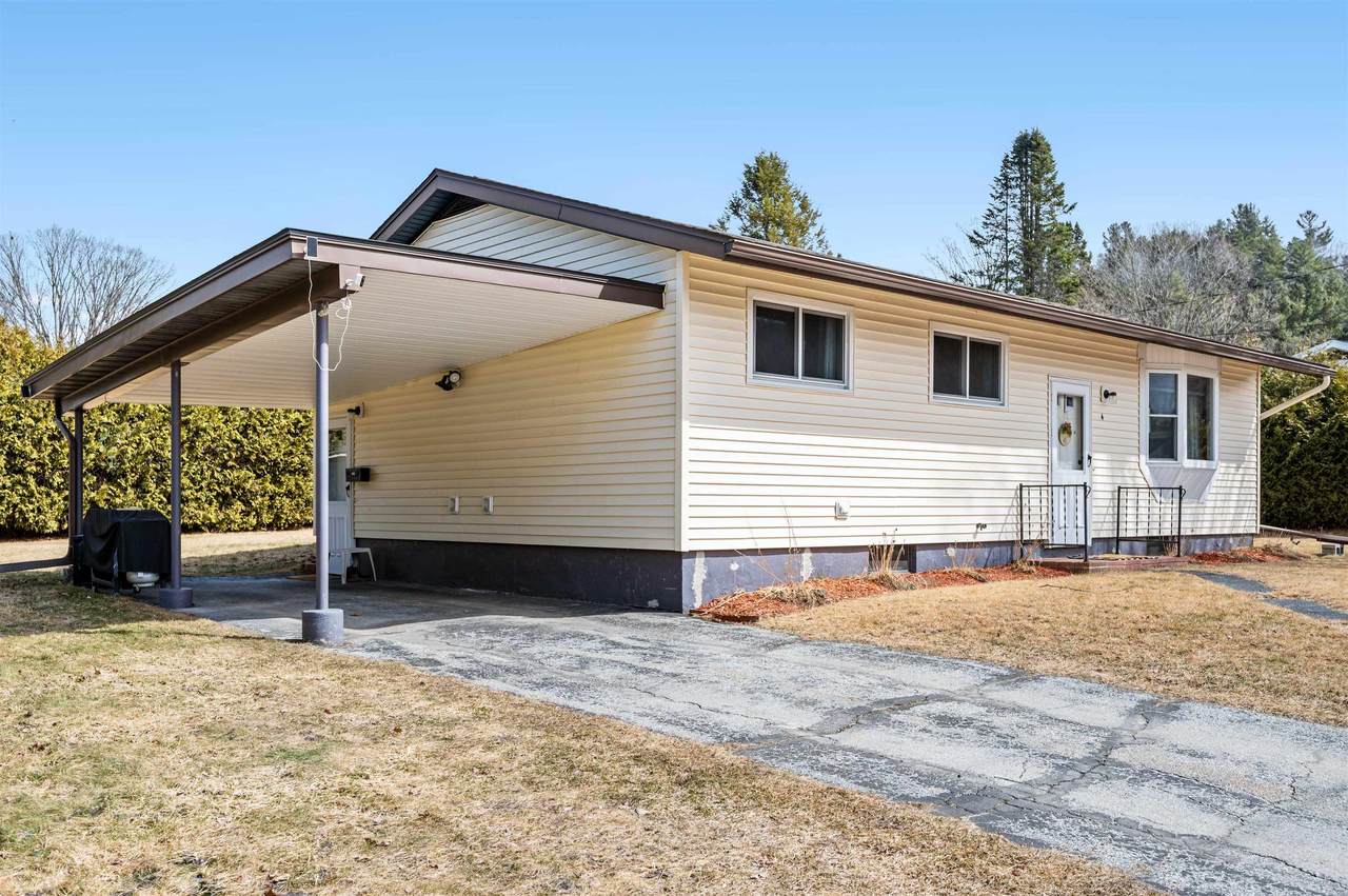 4 Downes Avenue - Photo 1