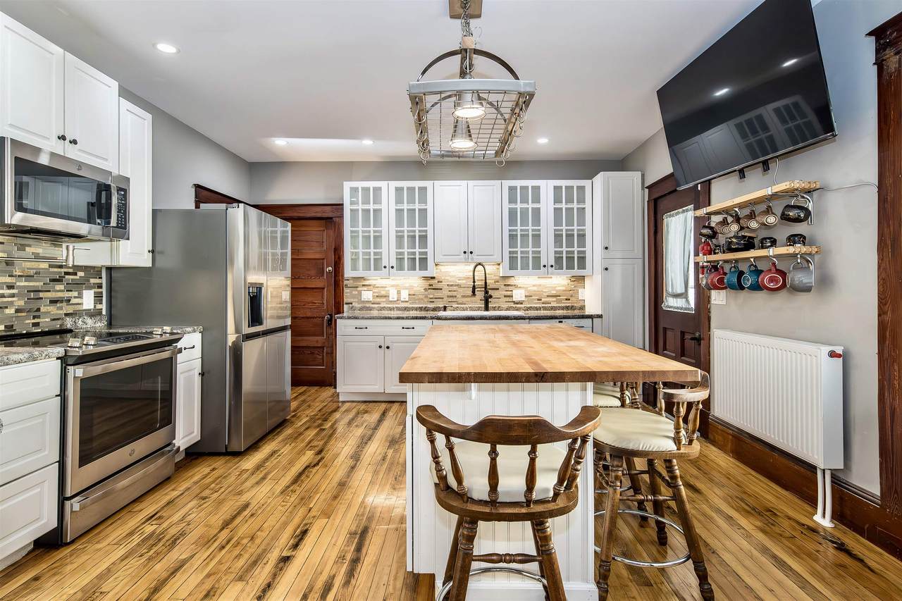 209 State Street - Photo 1